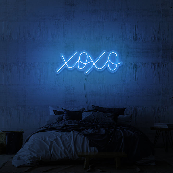 "XOXO" NEONSKYLT