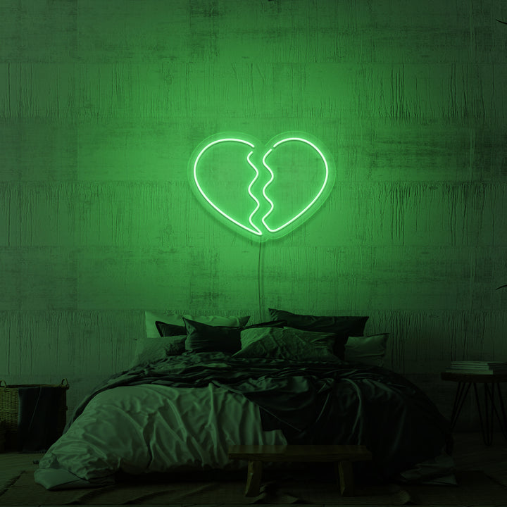 "BROKEN HEART" NEONSKYLT