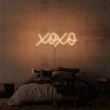 "XOXO" NEONSKYLT