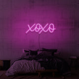 "XOXO" NEONSKYLT
