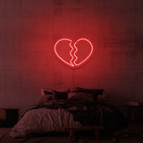 "BROKEN HEART" NEONSKYLT