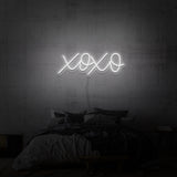 "XOXO" NEONSKYLT