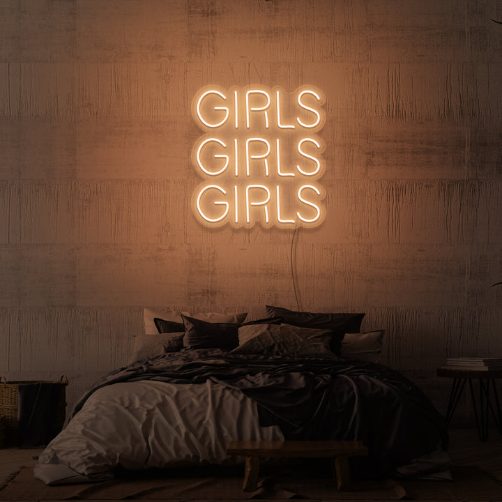 "GIRLS GIRLS GIRLS" NEONSKYLT
